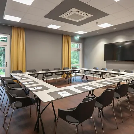Western Brueggen Отель 4*