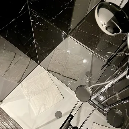 Western Ξενοδοχείο 4*